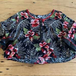 Faith Sequin Floral 3/4 Sleeve Rayon Black Red Top Women’s Large Cropped Prelove